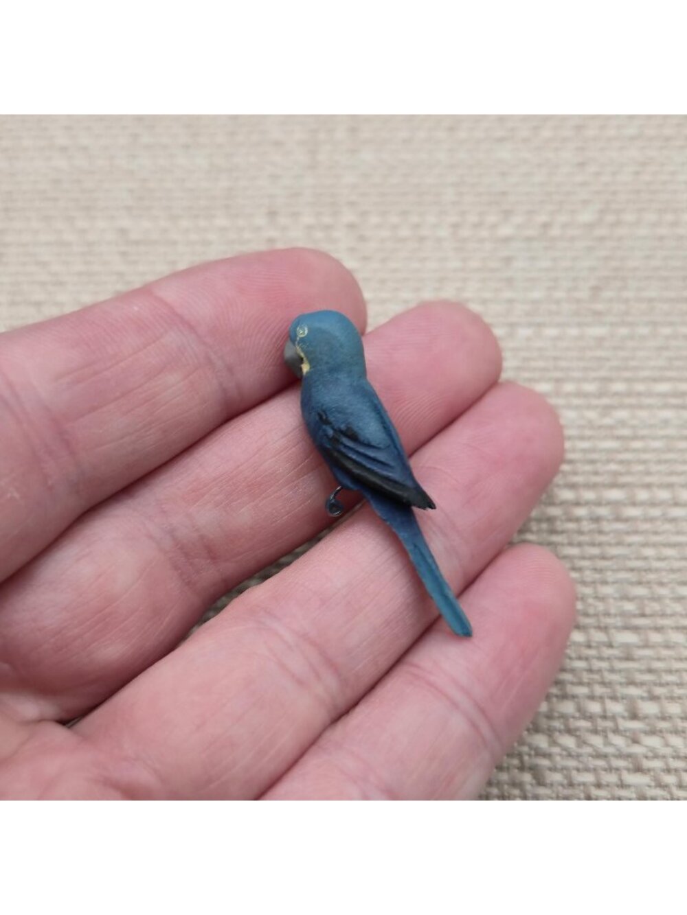 Blue Budgie Parrot Bird Enamel Lapel Pin A8899